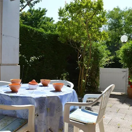 Cosy Avec Terrasse A 100m De La - 4 Couchages, Parking, Animaux Acceptes - Fr-1-251-572 公寓 *
