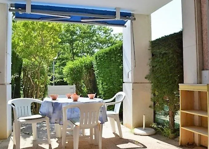 Cosy Avec Terrasse A 100m De La - 4 Couchages, Parking, Animaux Acceptes - Fr-1-251-572 Le Lavandou
