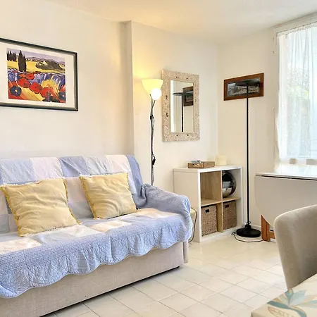 Cosy Avec Terrasse A 100m De La - 4 Couchages, Parking, Animaux Acceptes - Fr-1-251-572 *